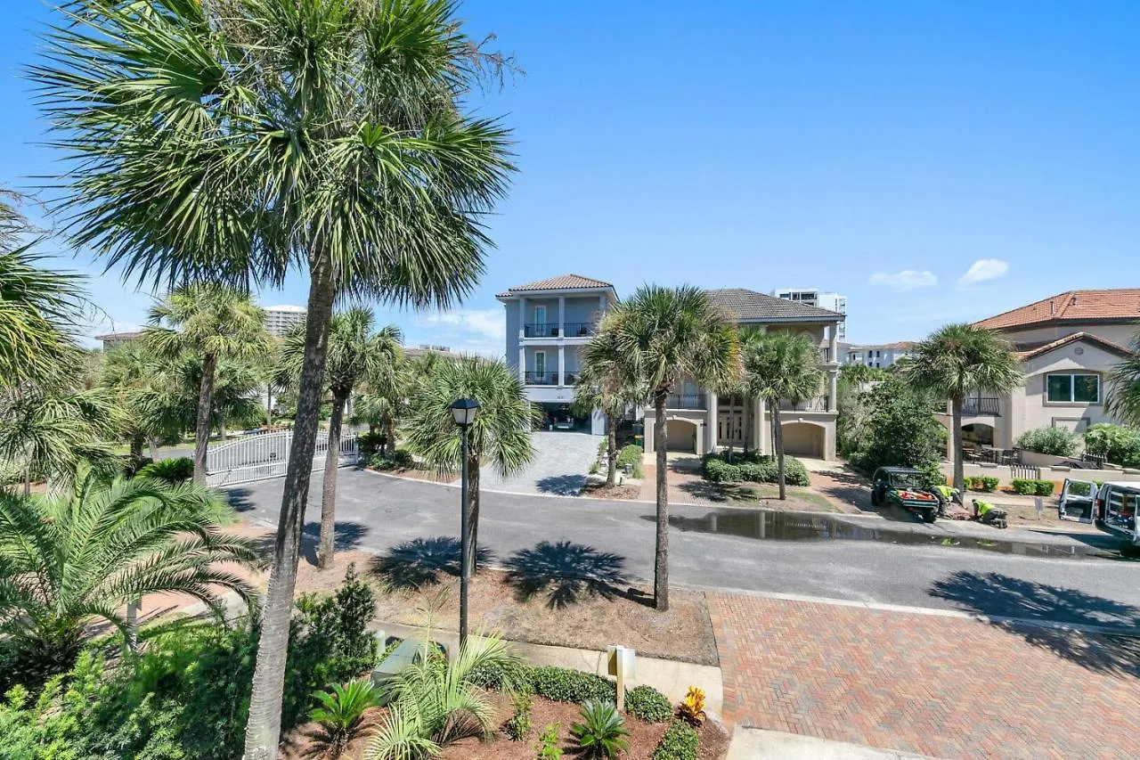 Our Destiny In Dunes Of Destin - Is A 4Br With Private Pool And Close Beach Access Holiday home